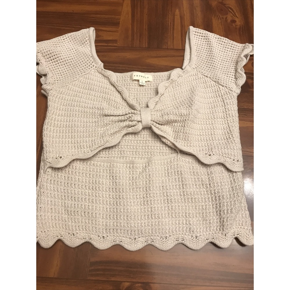 Promesa Large Beige Cream Crochet‎ Crop Top